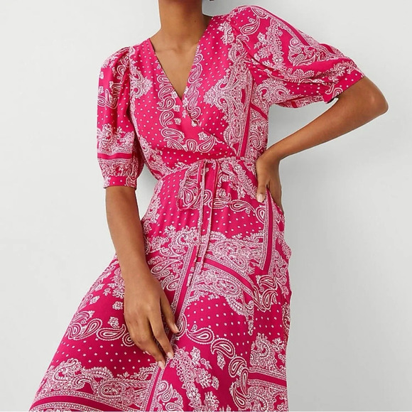 Ann Taylor Bandana Paisley Wrap Maxi Dress V-Neck Shortsleeve Hi-Low Pink Boho 8 - Picture 2 of 15